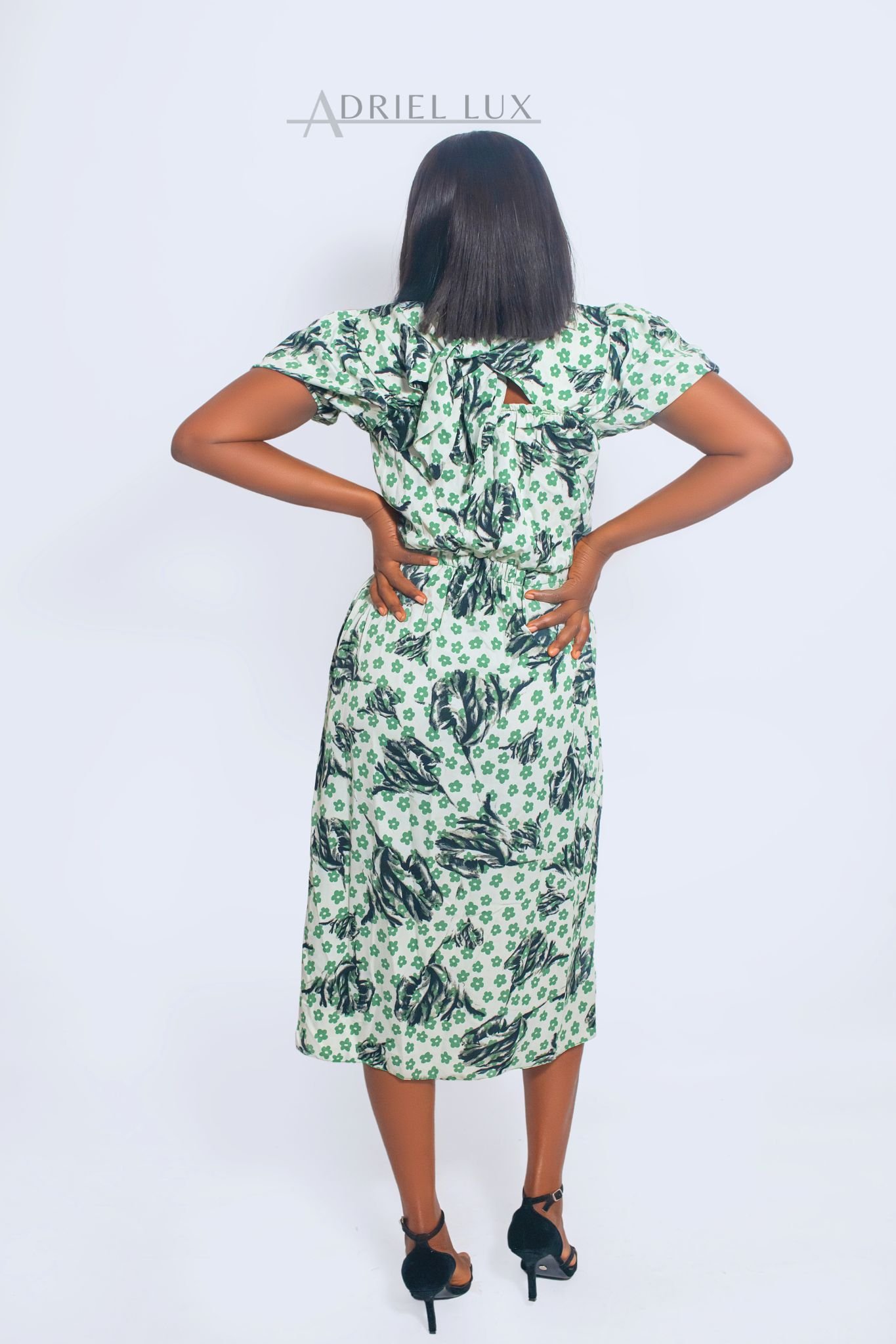 Leaf Print Puff-Sleeve Midi Dress